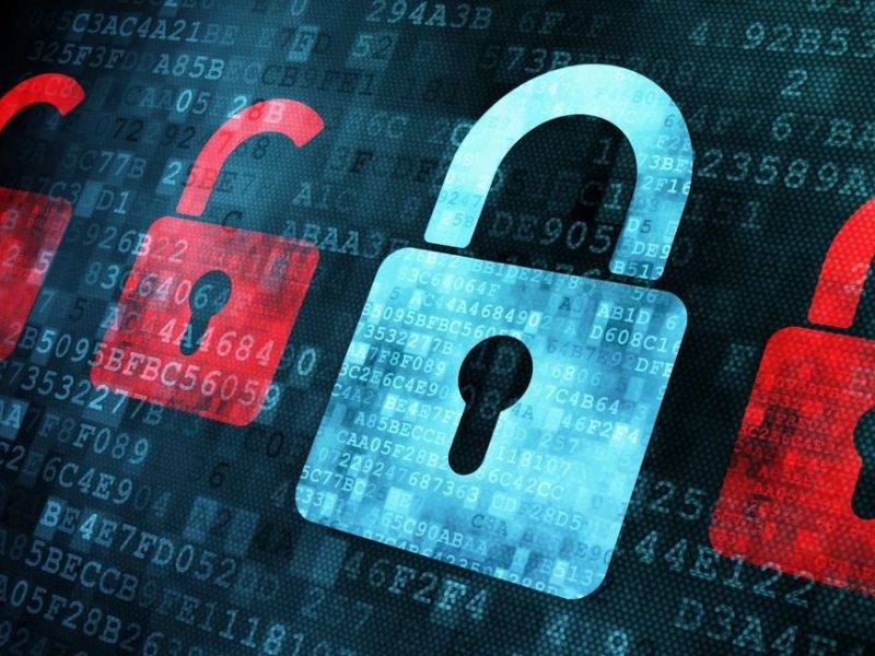 V&iacute; n&oacute;ng tiện giao dịch nhưng dễ bị hack, c&ograve;n v&iacute; lạnh bảo mật cao nhờ lưu trữ ngoại tuyến
