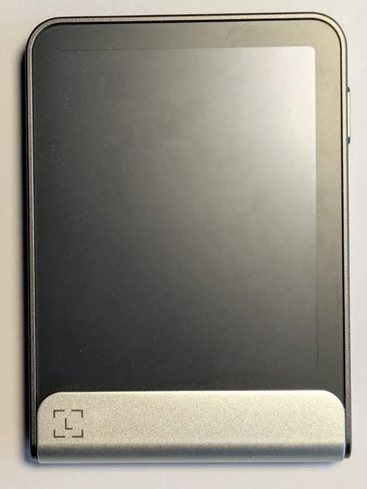 Mặt trước Ledger Flex